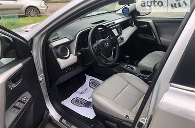 Внедорожник / Кроссовер Toyota RAV4 2016 в Харькове