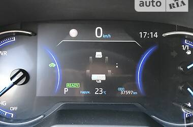 Внедорожник / Кроссовер Toyota RAV4 2019 в Виннице