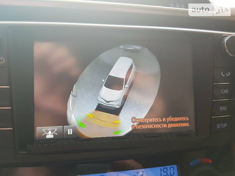 Позашляховик / Кросовер Toyota RAV4 2015 в Первомайську