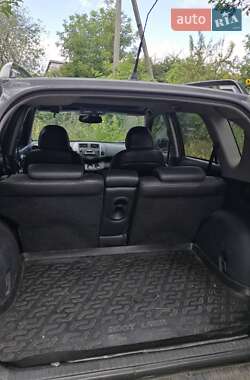 Внедорожник / Кроссовер Toyota RAV4 2007 в 
