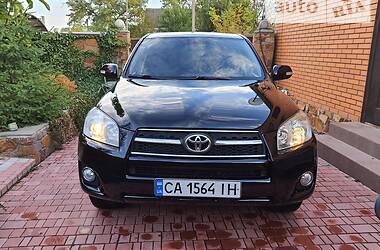 Внедорожник / Кроссовер Toyota RAV4 2009 в Умани