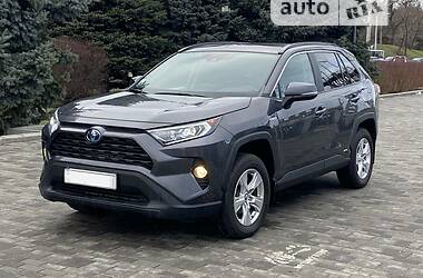 Внедорожник / Кроссовер Toyota RAV4 2019 в Днепре