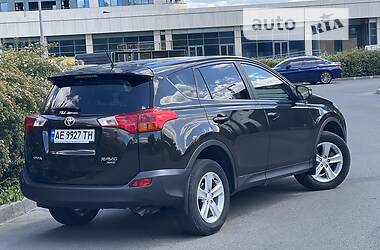 Позашляховик / Кросовер Toyota RAV4 2014 в Дніпрі