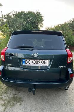 Внедорожник / Кроссовер Toyota RAV4 2007 в Львове