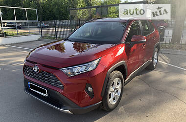 Универсал Toyota RAV4 2019 в Чернигове