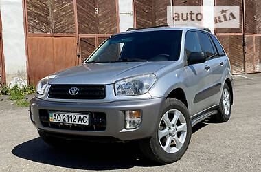 Позашляховик / Кросовер Toyota RAV4 2002 в Міжгір'ї