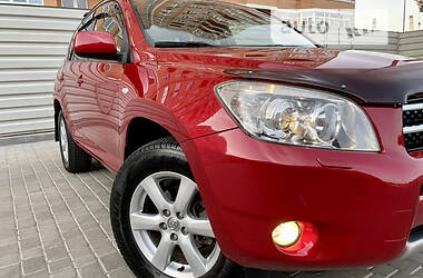 Внедорожник / Кроссовер Toyota RAV4 2008 в 