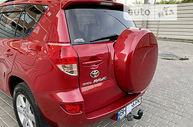 Внедорожник / Кроссовер Toyota RAV4 2008 в 