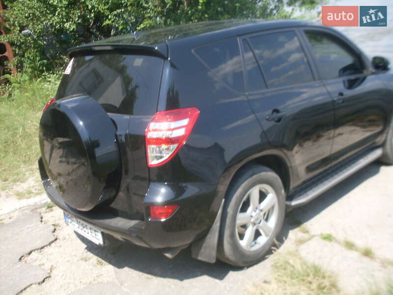 Внедорожник / Кроссовер Toyota RAV4 2010 в Николаеве
