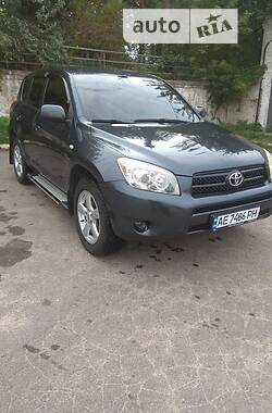 Внедорожник / Кроссовер Toyota RAV4 2007 в 