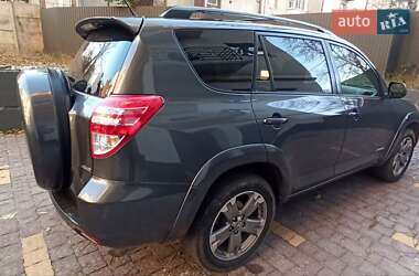 Внедорожник / Кроссовер Toyota RAV4 2012 в Ивано-Франковске