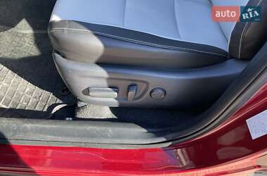 Внедорожник / Кроссовер Toyota RAV4 2017 в Киеве