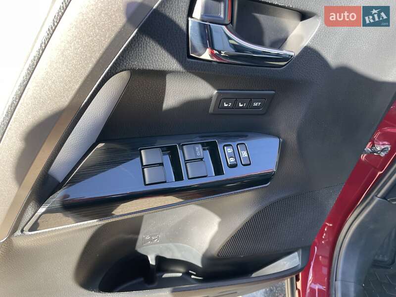 Внедорожник / Кроссовер Toyota RAV4 2017 в Киеве