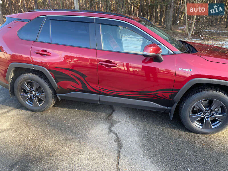 Внедорожник / Кроссовер Toyota RAV4 2019 в Киеве