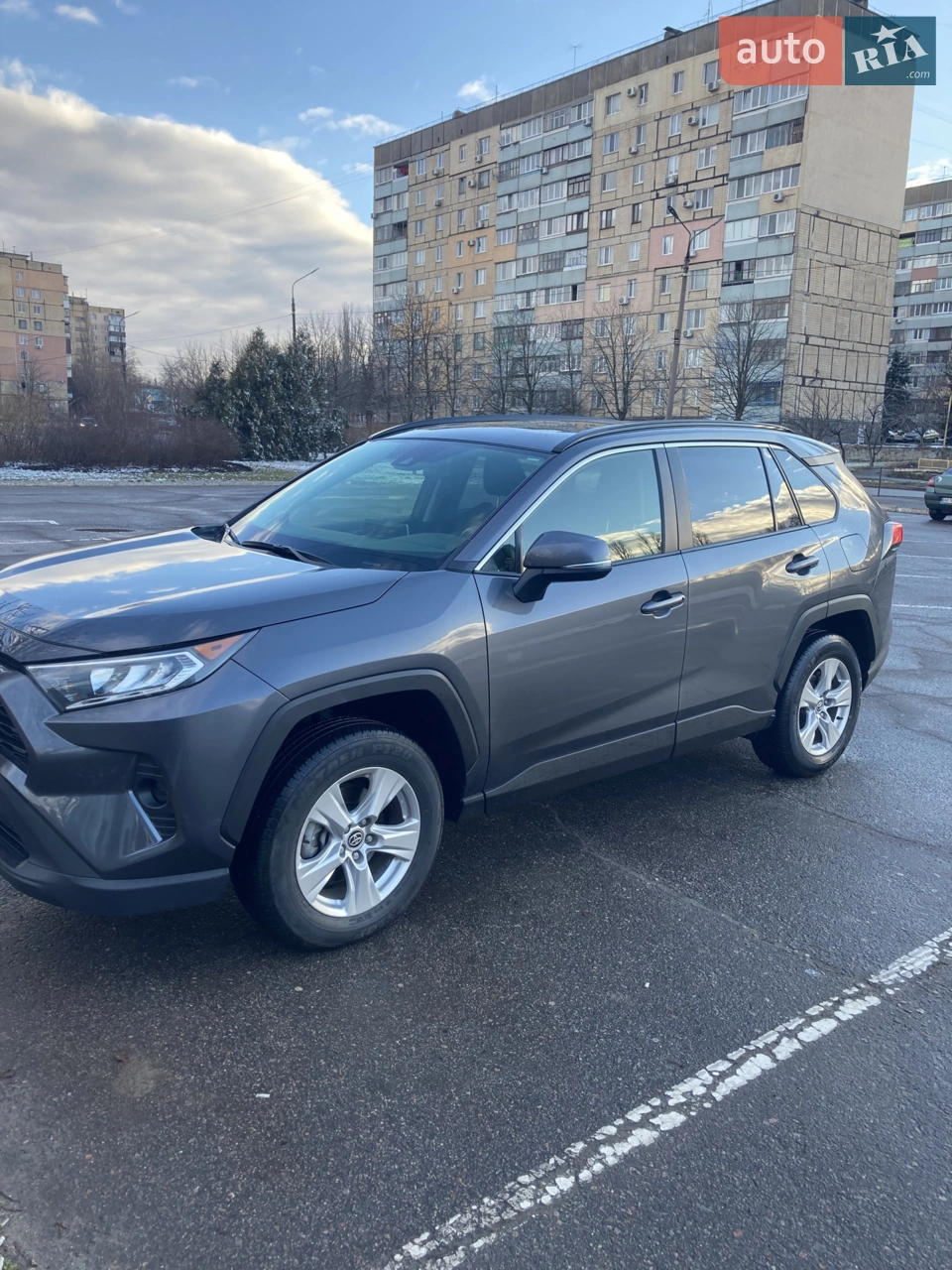 2019 Toyota RAV 4 - мініатюра 9