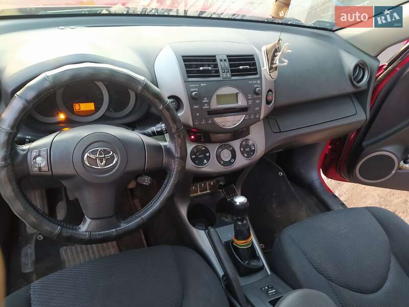 Позашляховик / Кросовер Toyota RAV4 2006 в Рівному фото 47 Позашляховик / Кросовер Toyota RAV4 2006 в Рівному