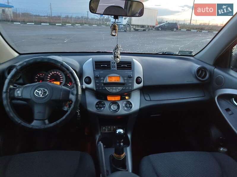Позашляховик / Кросовер Toyota RAV4 2006 в Рівному фото 32 Позашляховик / Кросовер Toyota RAV4 2006 в Рівному