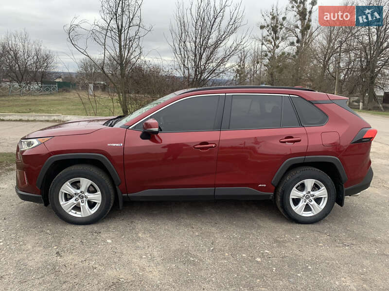 Внедорожник / Кроссовер Toyota RAV4 2019 в Новой Водолаге фото 2 Внедорожник / Кроссовер Toyota RAV4 2019 в Новой Водолаге