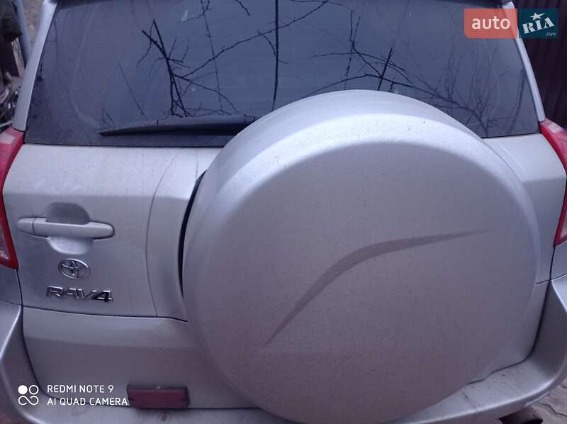 Внедорожник / Кроссовер Toyota RAV4 2006 в Одессе