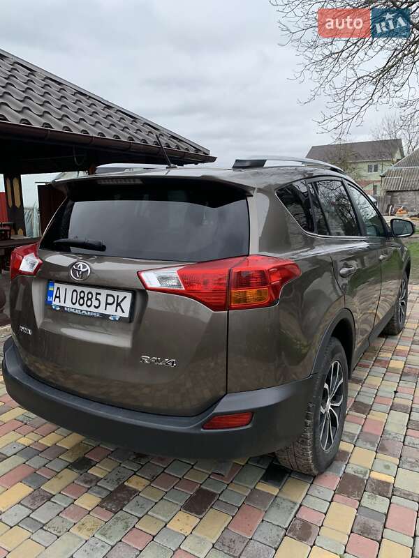 Позашляховик / Кросовер Toyota RAV4 2014 в Броварах