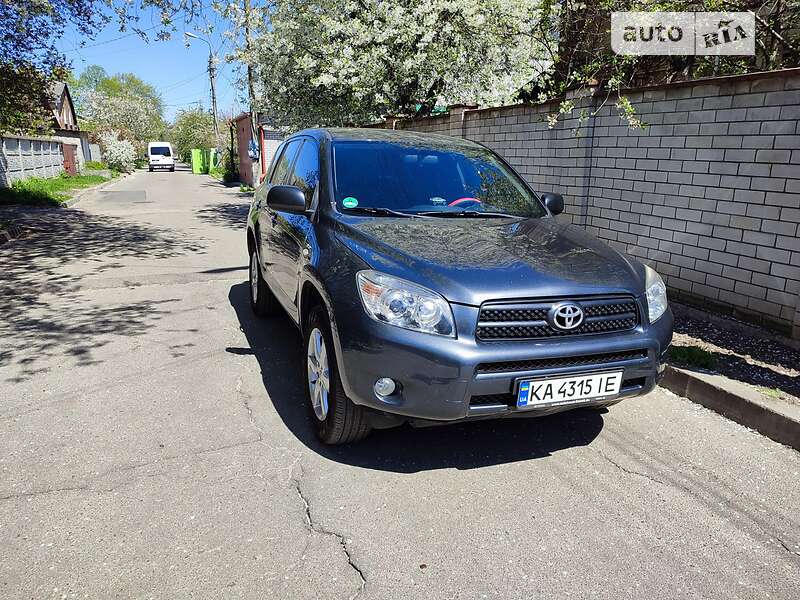 Позашляховик / Кросовер Toyota RAV4 2007 в Києві