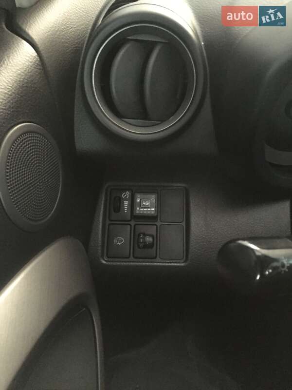 Внедорожник / Кроссовер Toyota RAV4 2006 в Трускавце