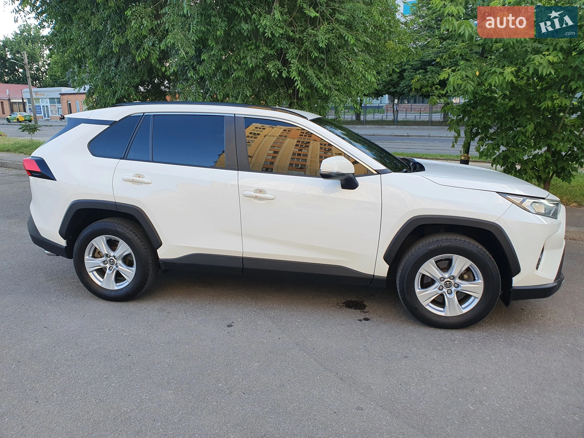 2019 Toyota RAV 4 - мініатюра 3
