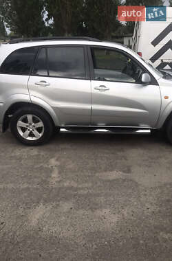 Внедорожник / Кроссовер Toyota RAV4 2002 в Киеве