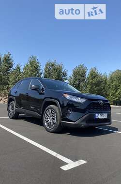 Внедорожник / Кроссовер Toyota RAV4 2019 в Виннице