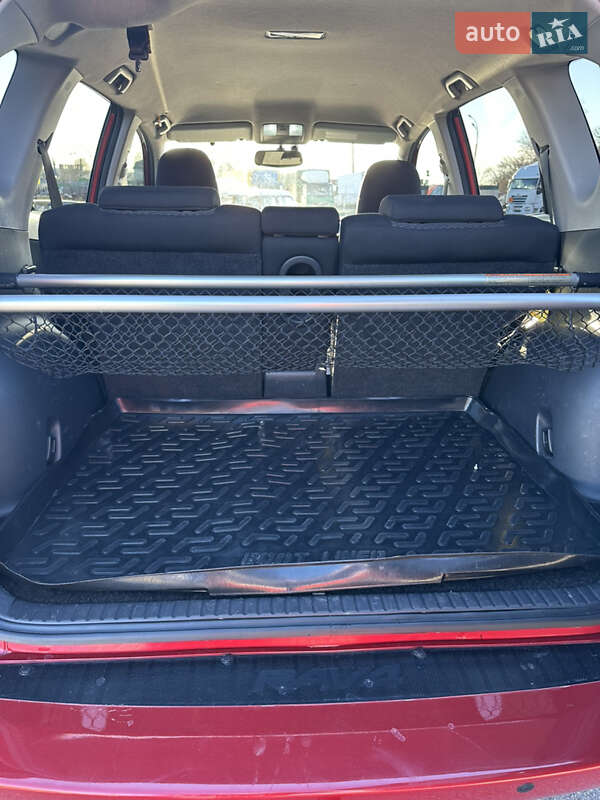 Внедорожник / Кроссовер Toyota RAV4 2010 в Киеве