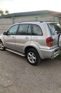 Позашляховик / Кросовер Toyota RAV4 2002 в Дніпрі