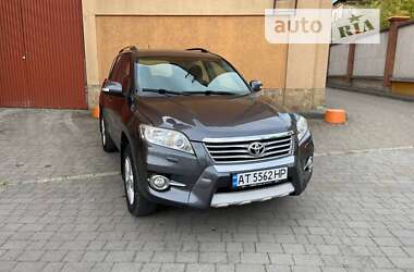 Внедорожник / Кроссовер Toyota RAV4 2010 в Коломые