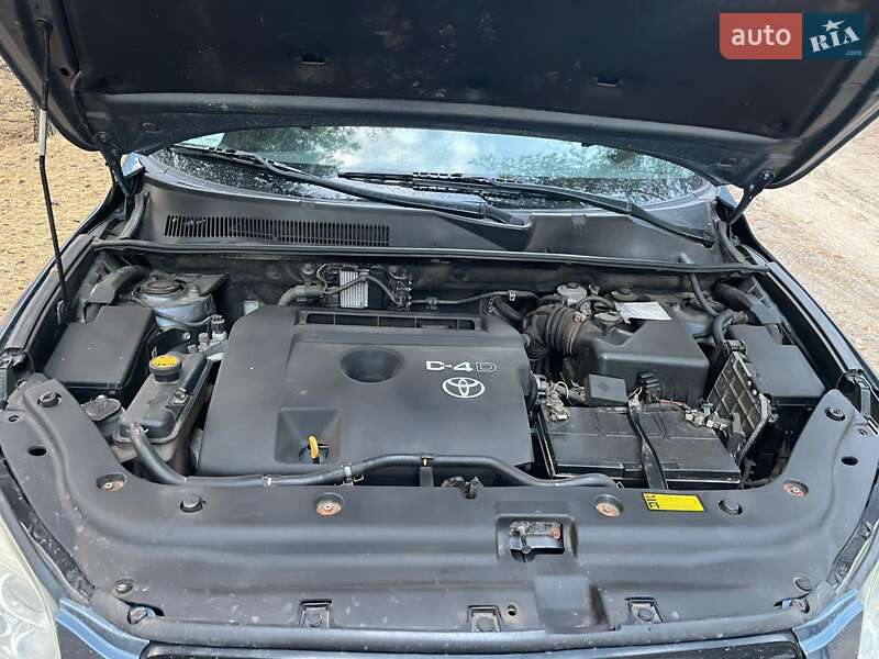 Позашляховик / Кросовер Toyota RAV4 2007 в Харкові