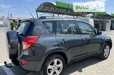 Внедорожник / Кроссовер Toyota RAV4 2007 в Черновцах