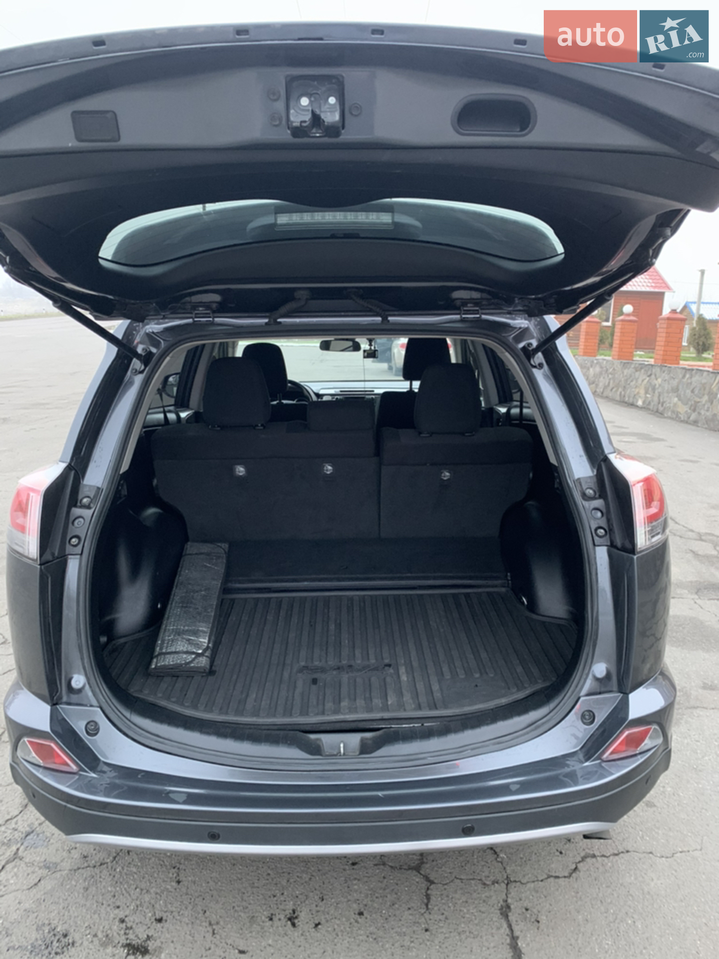 2017 Toyota RAV 4 - мініатюра 18