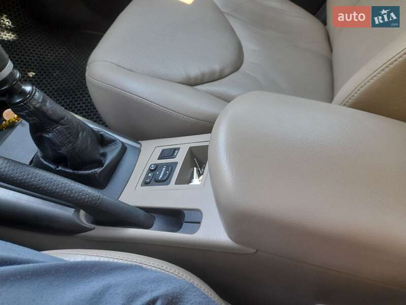 Позашляховик / Кросовер Toyota RAV4 2010 в Самборі
