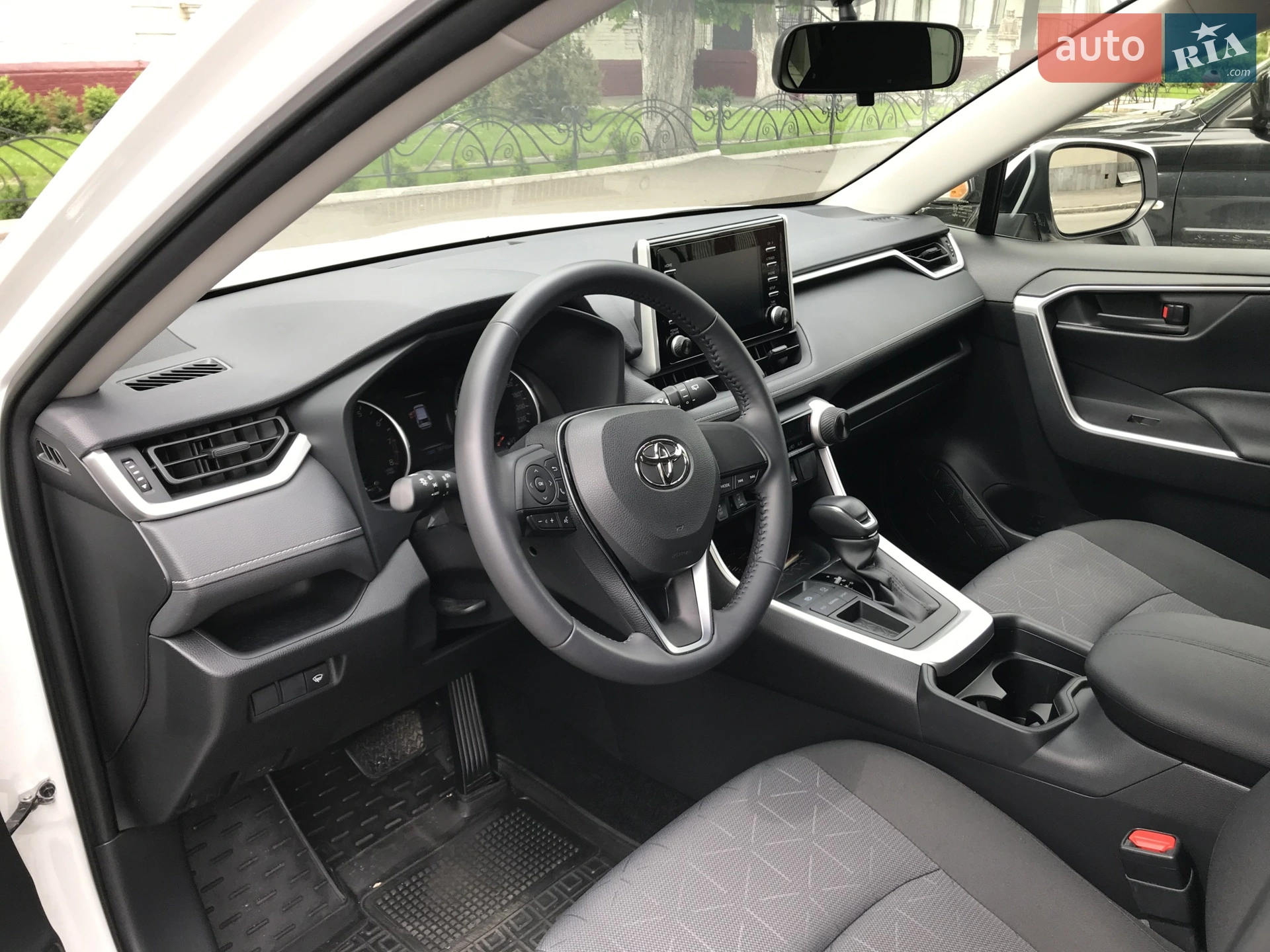 2019 Toyota RAV 4 - мініатюра 7
