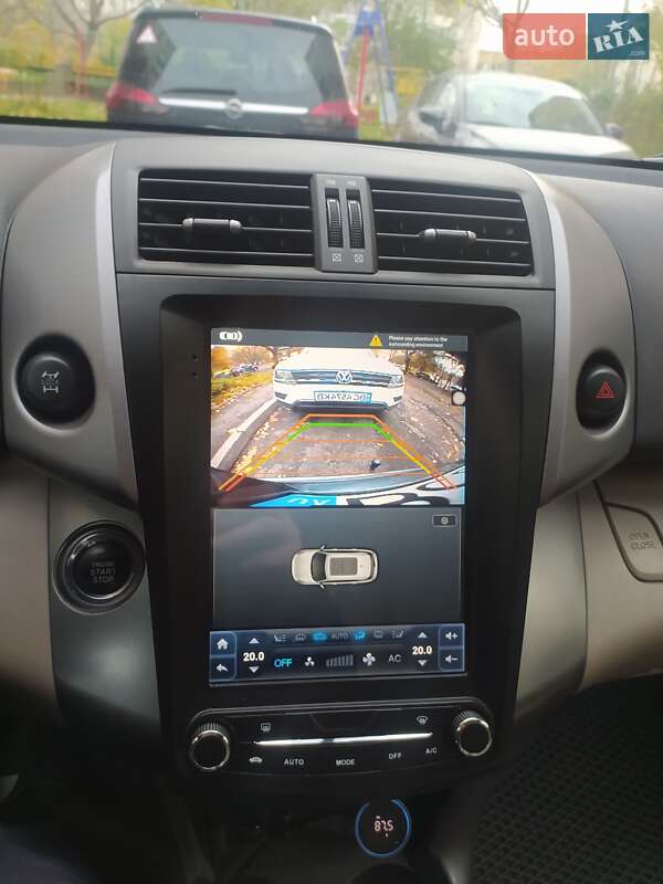 Позашляховик / Кросовер Toyota RAV4 2006 в Львові