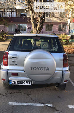 Внедорожник / Кроссовер Toyota RAV4 2002 в Черновцах