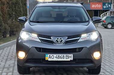 Позашляховик / Кросовер Toyota RAV4 2014 в Міжгір'ї