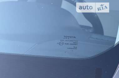 Позашляховик / Кросовер Toyota RAV4 2014 в Міжгір'ї