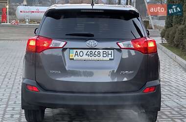 Позашляховик / Кросовер Toyota RAV4 2014 в Міжгір'ї