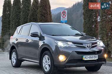 Позашляховик / Кросовер Toyota RAV4 2014 в Міжгір'ї