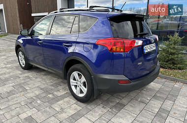 Внедорожник / Кроссовер Toyota RAV4 2014 в Тячеве