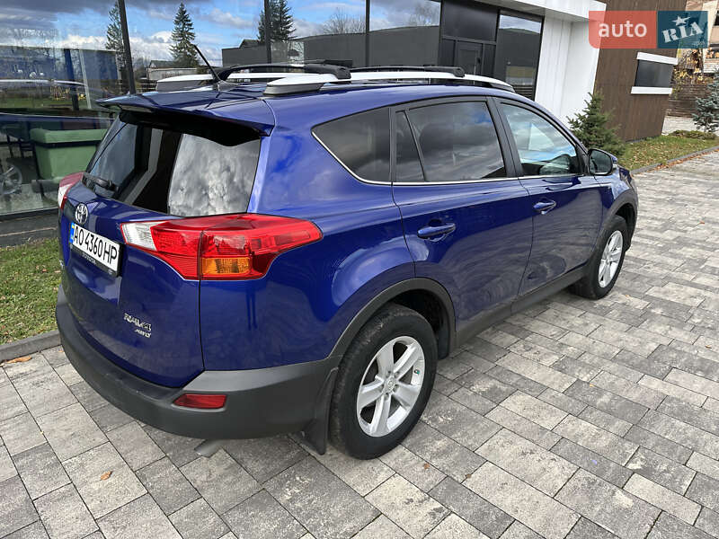 Позашляховик / Кросовер Toyota RAV4 2014 в Ужгороді
