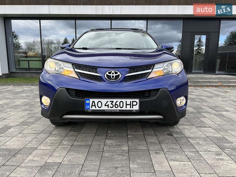 Позашляховик / Кросовер Toyota RAV4 2014 в Ужгороді