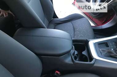 Позашляховик / Кросовер Toyota RAV4 2019 в Хмельницькому