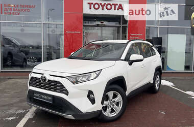 Внедорожник / Кроссовер Toyota RAV4 2020 в Виннице