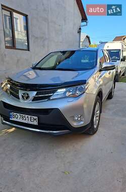 Внедорожник / Кроссовер Toyota RAV4 2014 в Чорткове