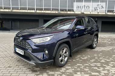 Позашляховик / Кросовер Toyota RAV4 2018 в Києві